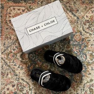 Chase and Chloe Kissy Sandals